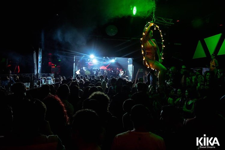 Kika nightclub Buenos Aires crowd partying drinking dancing