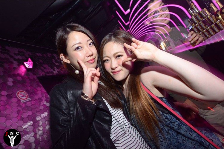 Kitsune nightclub Tokyo girls having fun cute