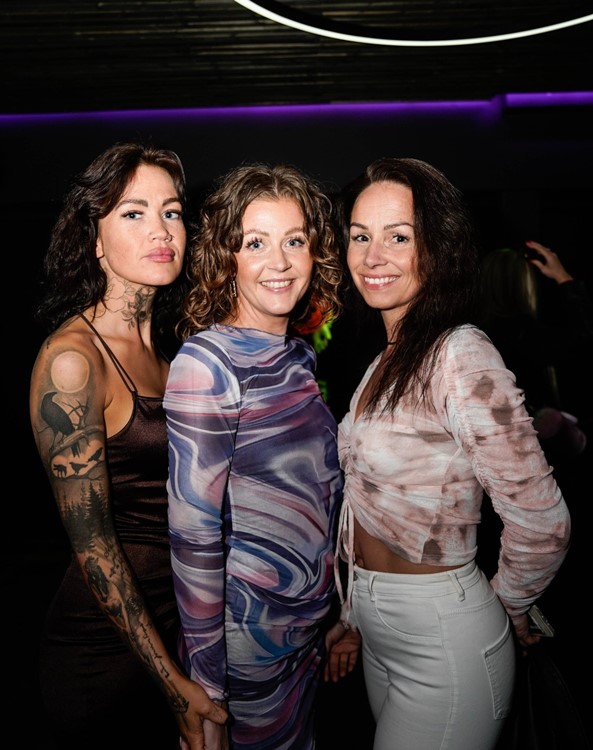 Lux nightclub in Reykjavík Iceland girls having fun request guest list dress code club