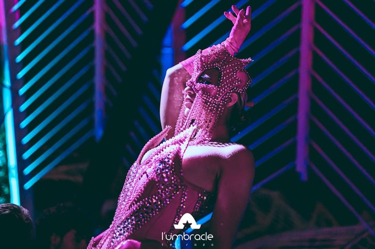 L'Umbracle nightclub Valencia exotic dancer show event book your vip table reserve now