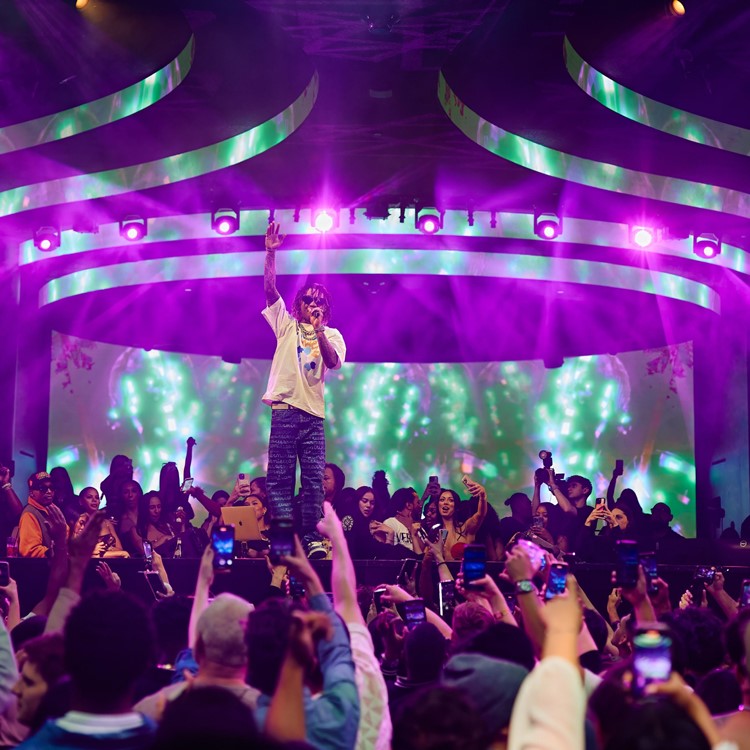 Liv, live, concert, Vegas, rapper