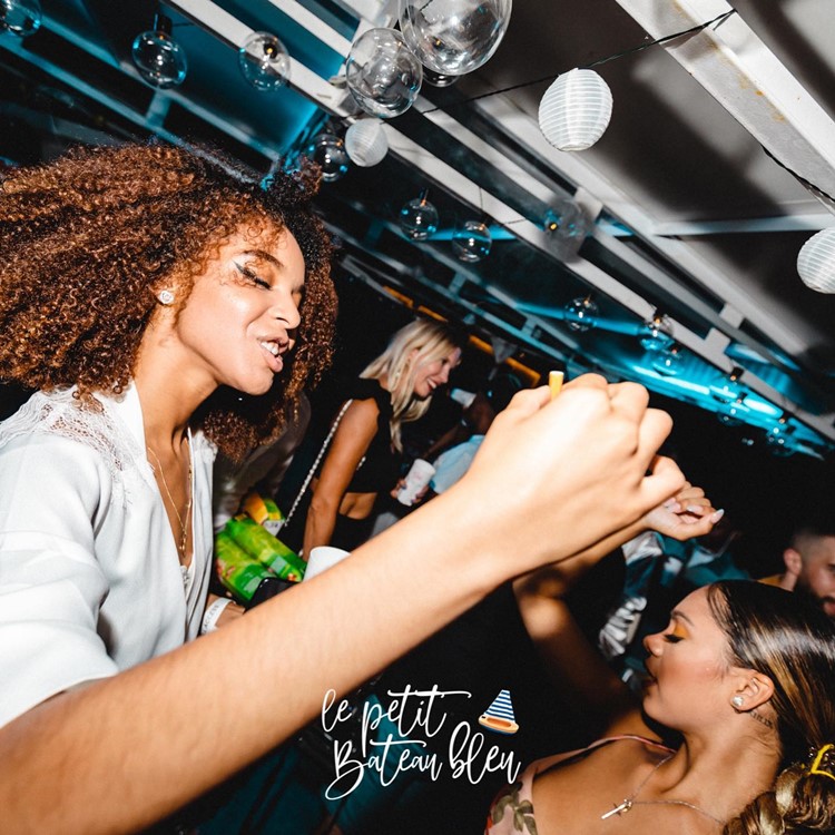 La Friendzone Paris dance all night where to go out tonight parisian parties