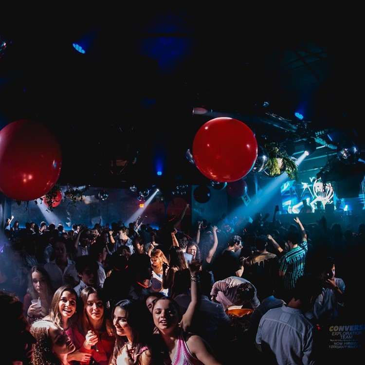 La Otra nightclub Miami clubbing dancing go out tonight best party