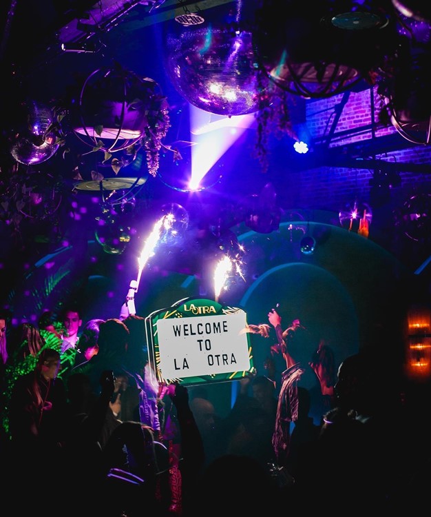 La Otra nightclub Miami bubbles parade champagne birthday bachelor bachelorette celebration book now