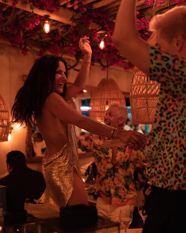 La Petite Plage club Saint Tropez St dj mixing music live party fun go out today tonight open during pandemic now dance