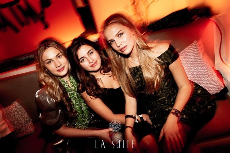 La Suite nightclub Marbella pretty blonde brunette girls having fun guest list ladies drinks cocktails