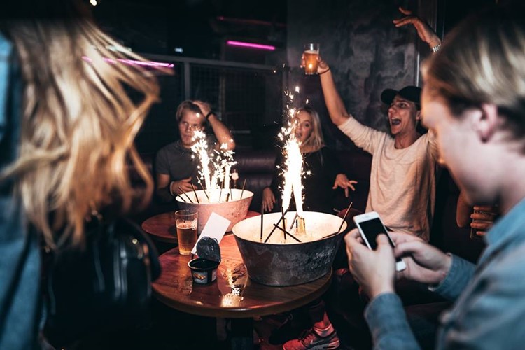 Lawo Club nightclub Oslo table booking bottle service alcohol vodka champagne