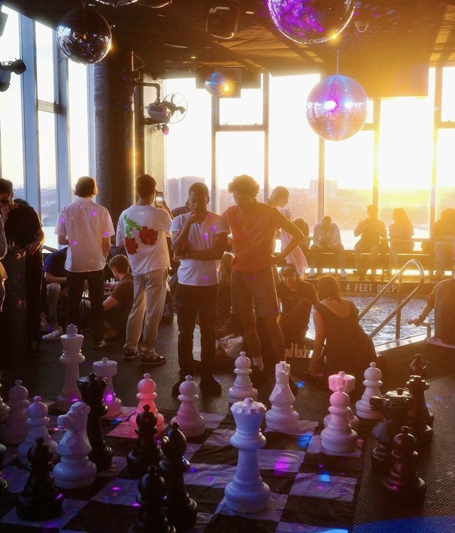 Party at Le Bain VIP nightclub in New York. Find promoters for guest list in Clubbable