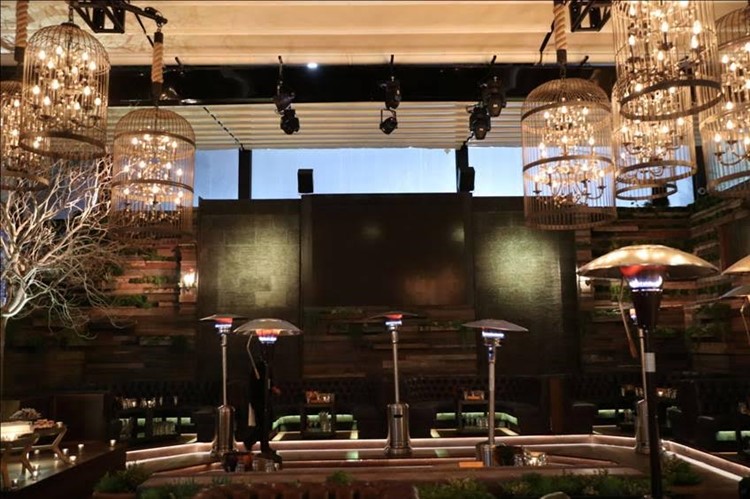 Soirée dans la boîte Liaison VIP à Los Angeles. Trouvez des promoteurs pour la liste des invités sur Clubbable