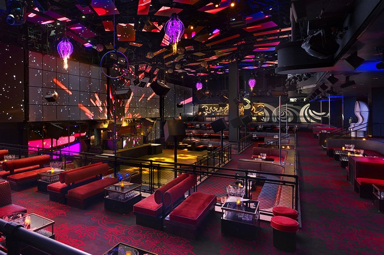 Party at Light VIP nightclub in Las Vegas. Find promoters for guest list in Clubbable
