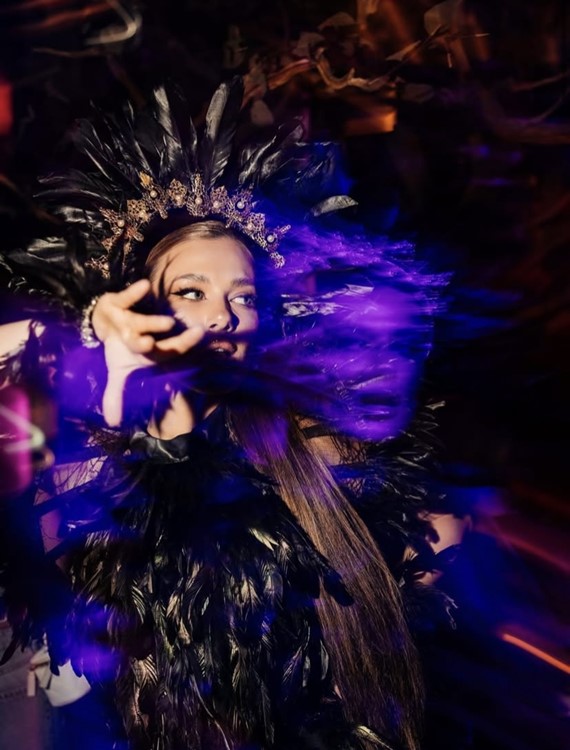 Party at LingLing VIP nightclub in Dubai. Find promoters for guest list in Clubbable