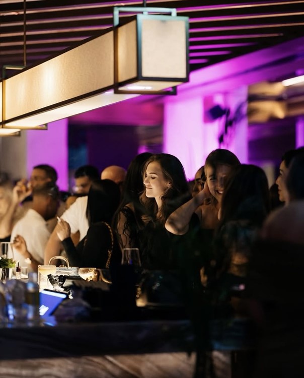 Party at LingLing VIP nightclub in Dubai. Find promoters for guest list in Clubbable