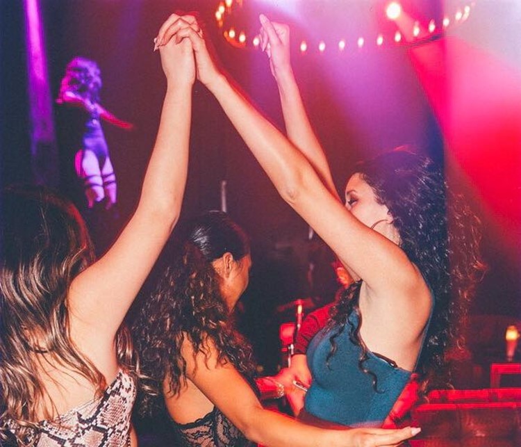 Love and Propaganda nightclub San Francisco girls dancing together drinking crowd
