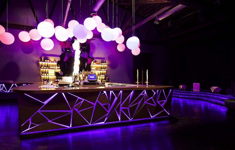 Party at Lure VIP nightclub in Los Angeles. Find promoters for guest list in Clubbable