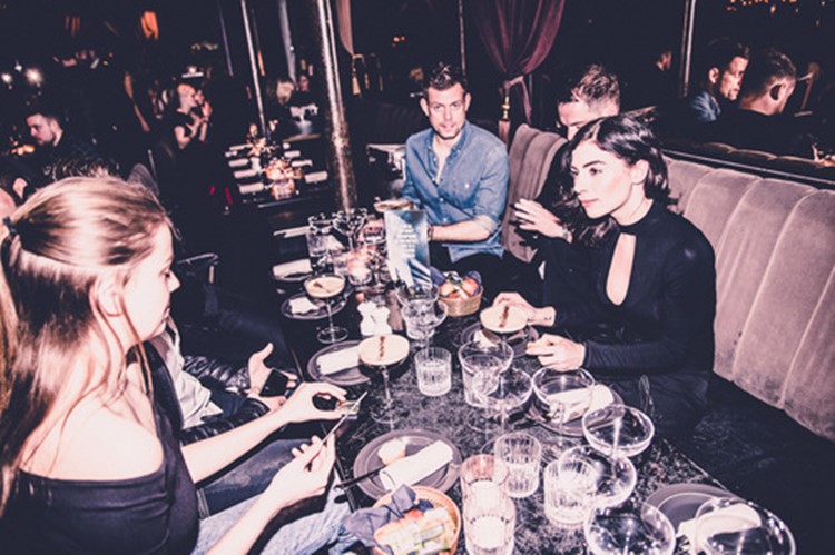 Lusso Clubstaurant nightclub Copenhagen table reservation fun party drinks alcohol bottles service party