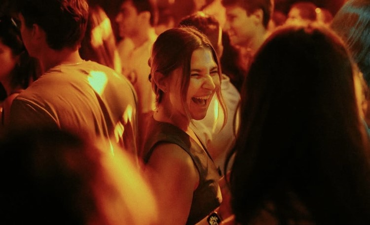 Soirée dans la boîte MODE VIP à Miami. Trouvez des promoteurs pour la liste des invités sur Clubbable