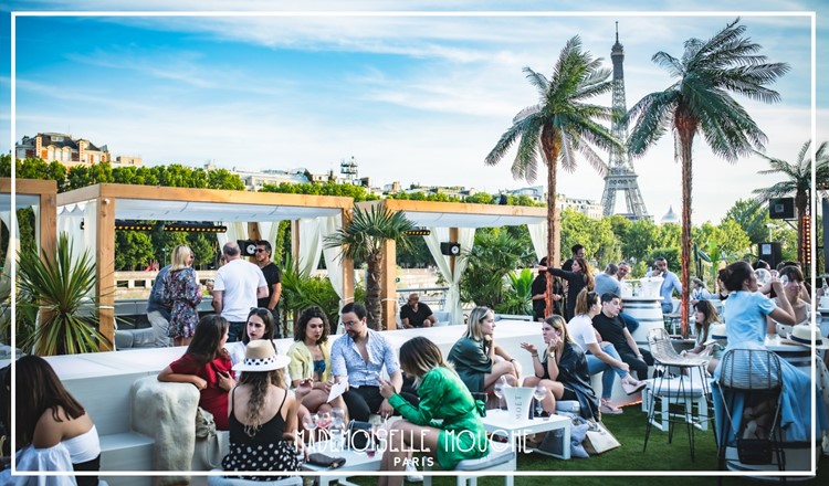 Mademoiselle Mouche nattklubb Paris