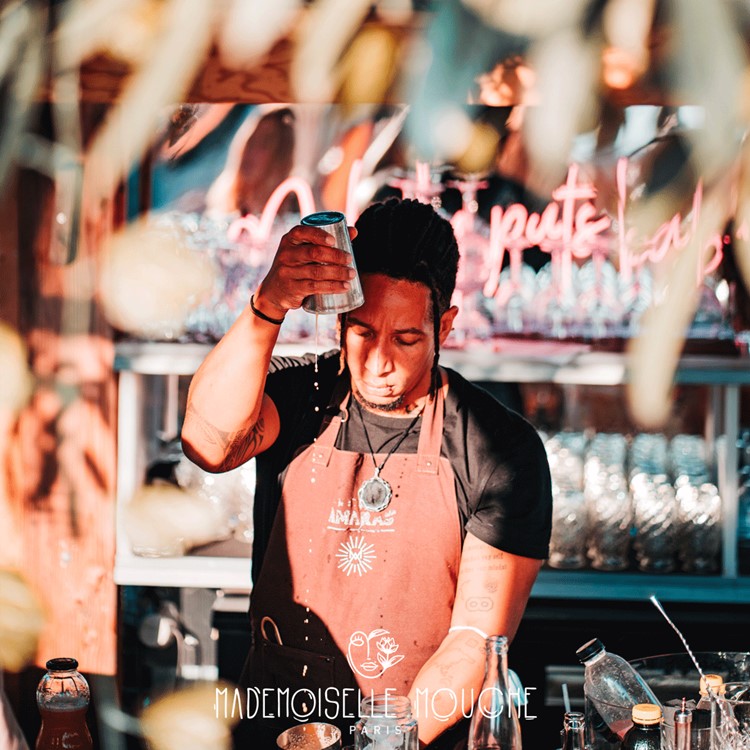Mademoiselle Mouche club in Paris partying clubbing bartender drinks mixologist 