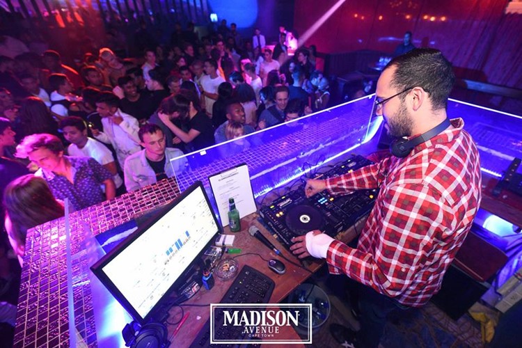 Madison Avenue Club nightclub Cape Town dj mixing music