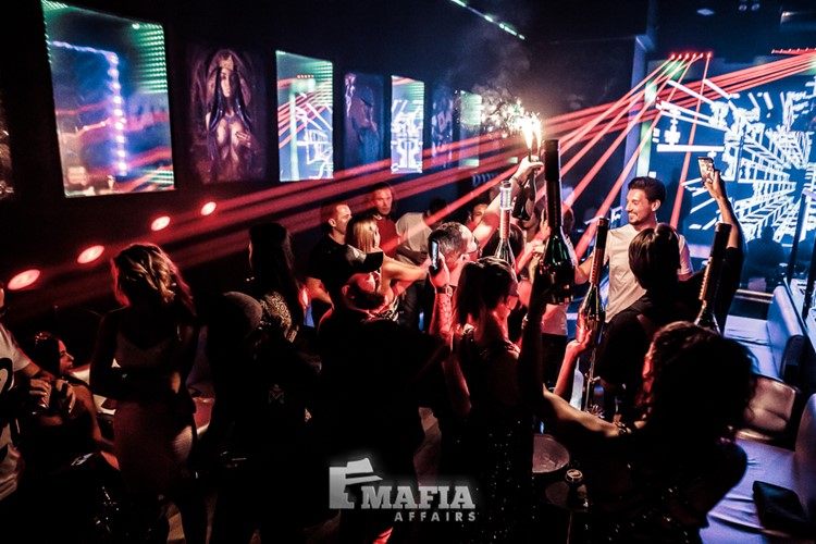 Mafia club de noapte Dubai