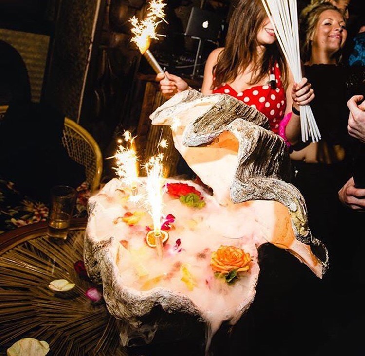 Party at Mahiki Mayfair VIP nightclub in London. Find promoters for guest list in Clubbable