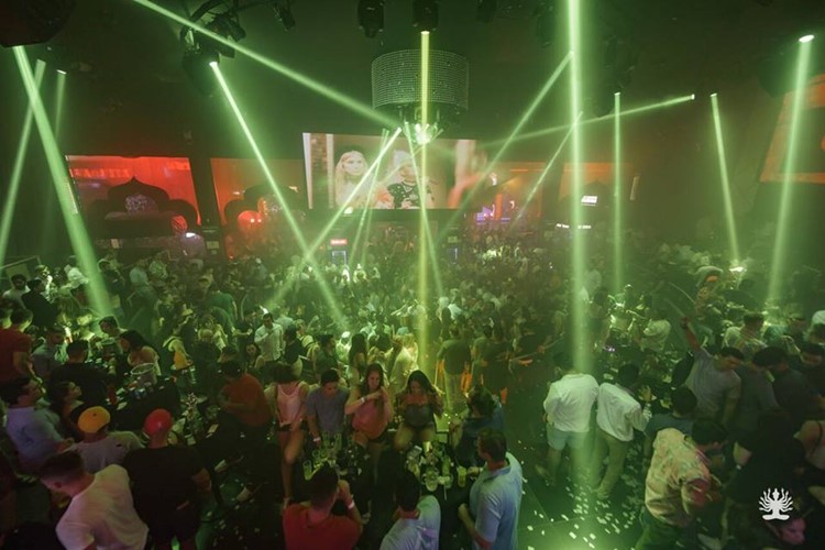 Mandala Club ночной клуб Cancun