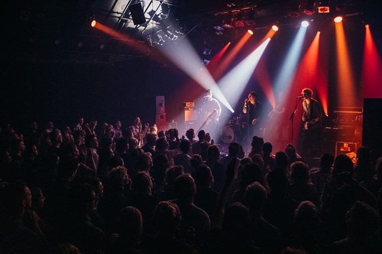 Melkweg club Amsterdam book your table tickets fun party events dance all night lights show amazing experience