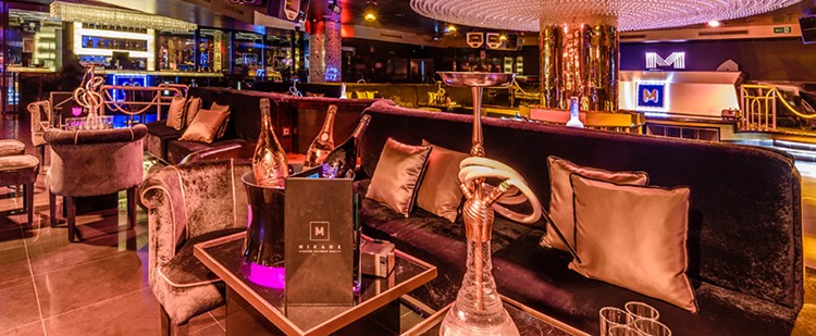 Soirée dans la boîte Mirage VIP à Marbella. Trouvez des promoteurs pour la liste des invités sur Clubbable