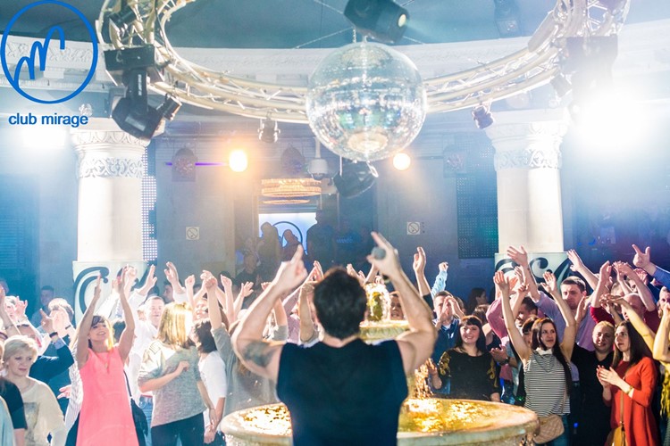 Mirage Club nightclub Warsaw dj mixing music fun party dance