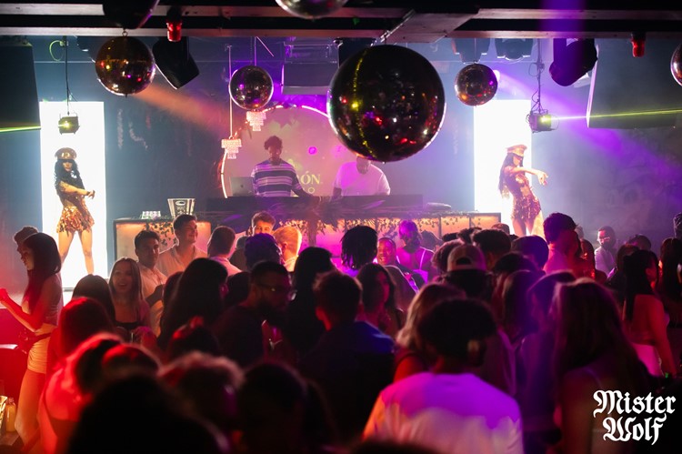 Mister Wolf nightclub Toronto dance floor live dj music event nightout