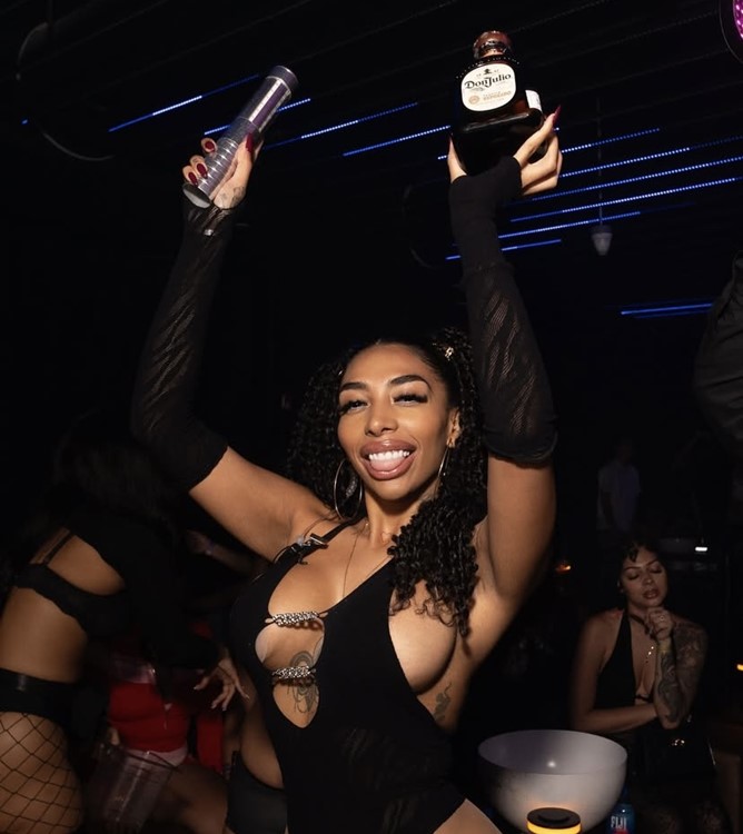 Party at Mita VIP nightclub in Miami. Find promoters for guest list in Clubbable