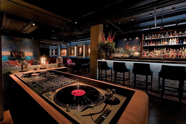 Mnky Hse club restaurant London brunch lunch dinners live music venue djs