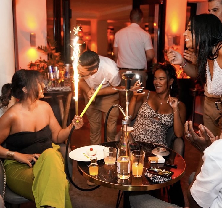 Soirée dans la boîte Montecristo VIP à Marrakech. Trouvez des promoteurs pour la liste des invités sur Clubbable