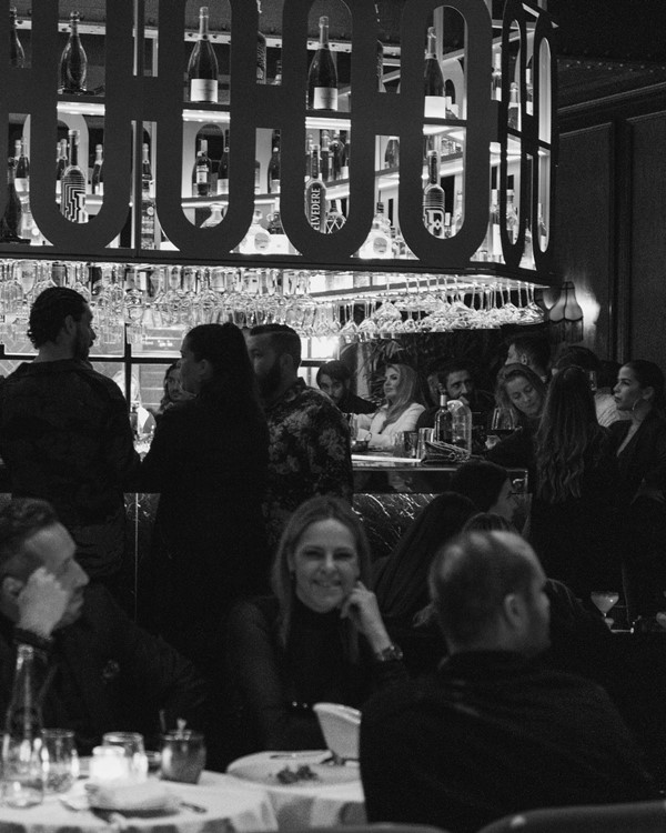 Motel Particulier club Marbella amazing show exotic dancers event