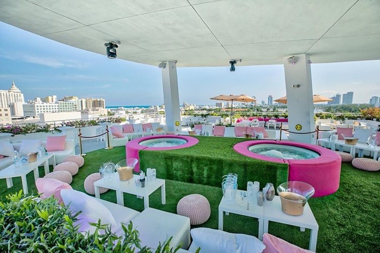 Mr Jones Rooftop boîte de nuit Miami