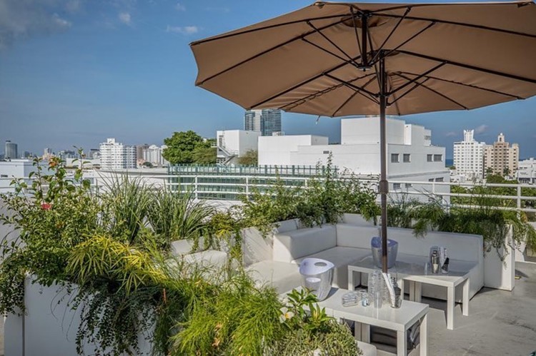 Mr Jones rooftop terrace live dj music outdoor location event party go out tonight guest list