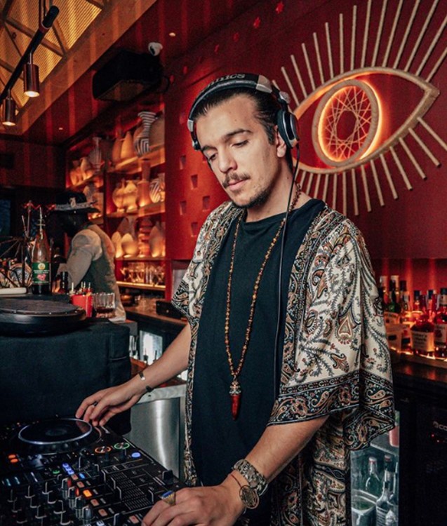 Nomada club Madrid dj artist live music