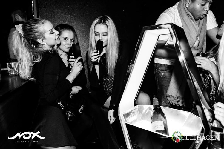 Nox and Sollihagen Club nightclub Oslo sexy blonde girls drinking alcohol drinks fun party