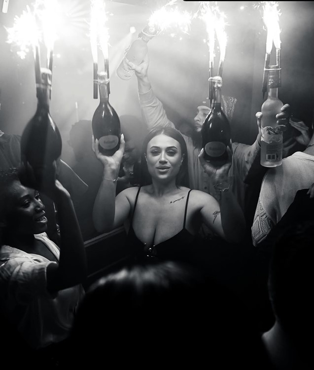 Soirée dans la boîte Naya Club VIP à Cannes. Trouvez des promoteurs pour la liste des invités sur Clubbable