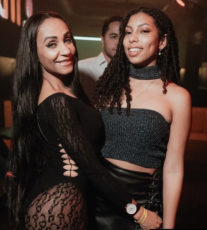 Party at Ocean Club VIP nightclub in Barcelona. Find promoters for guest list in Clubbable