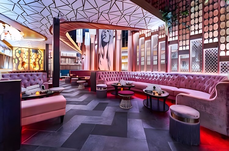 Offsunset nightclub LA Los Angeles famous celebrities party venue vip table