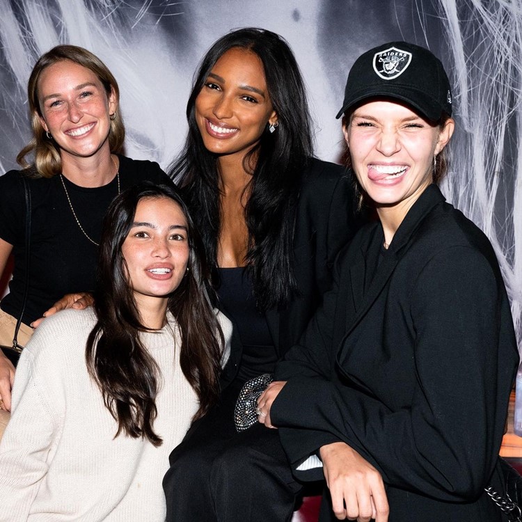 Offsunset nightclub LA celebrities fun party event go out tonight have fun