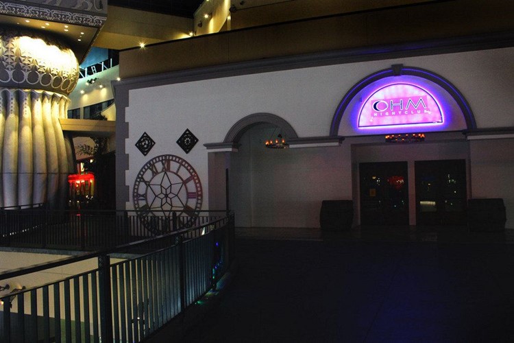 Party at Ohm VIP nightclub in Los Angeles. Find promoters for guest list in Clubbable