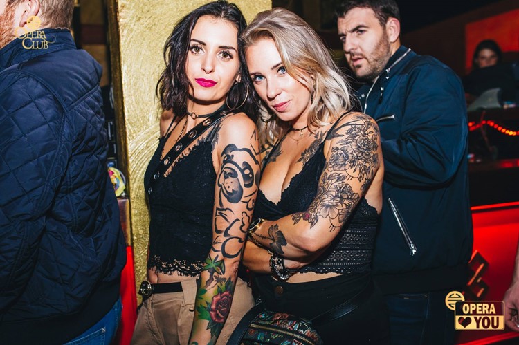 Opera Club nightclub Warsaw sexy blonde brunette girls having fun dance drinks party