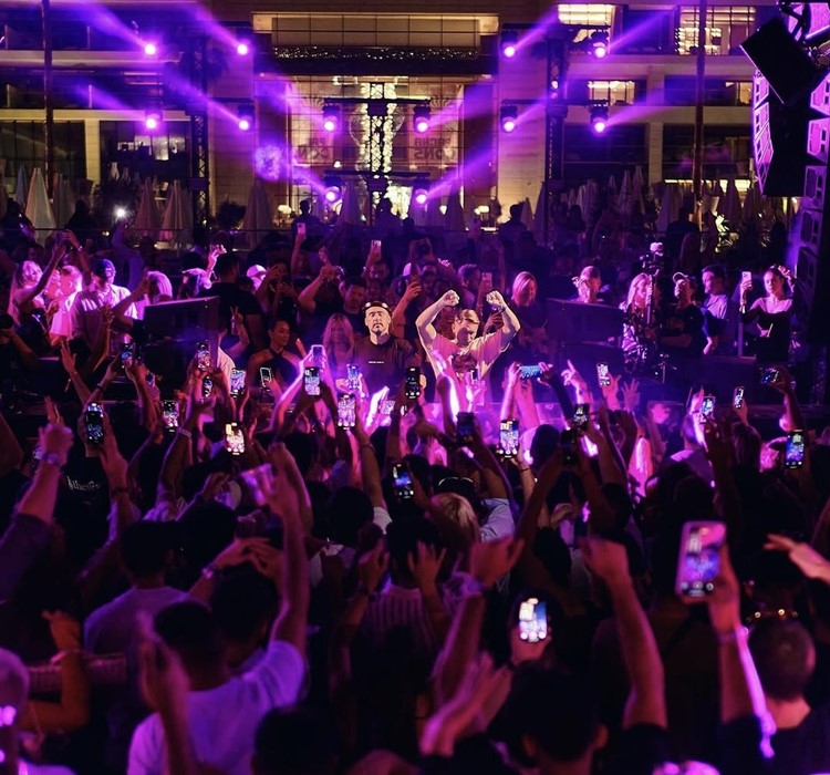 Soirée dans la boîte Pacha Icons VIP à Dubai. Trouvez des promoteurs pour la liste des invités sur Clubbable