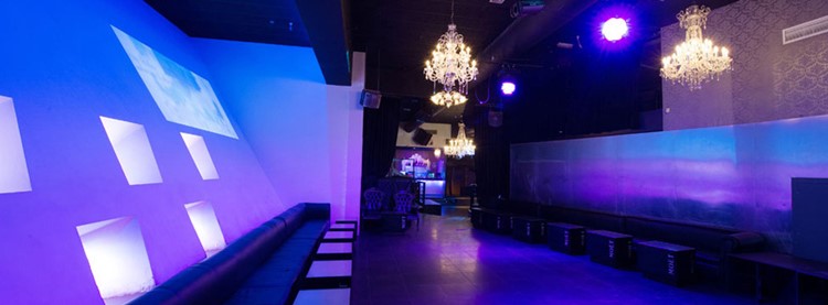 Fiesta en Palais Maillot Club VIP en Paris. Encuentra promoters y listas de invitados en Clubbable