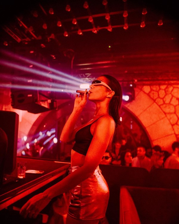 Pantheon nightclub Paris girl having fun dress code guest list club party