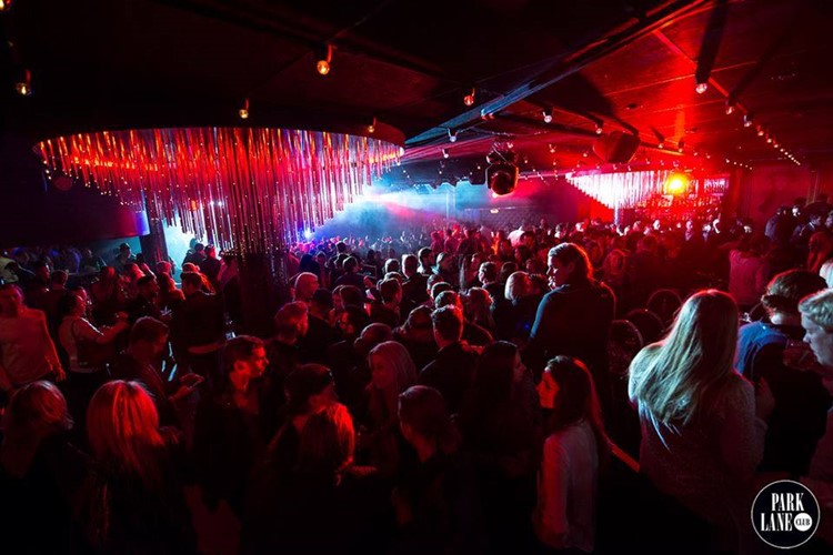 Park Lane Show club nightclub Gothenburg party crowd partying