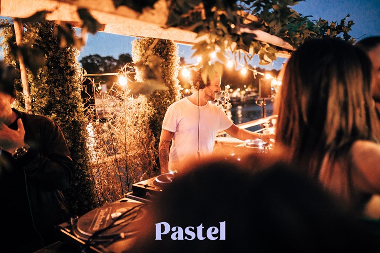 Pastel club Paris dj mix live set party techno house music