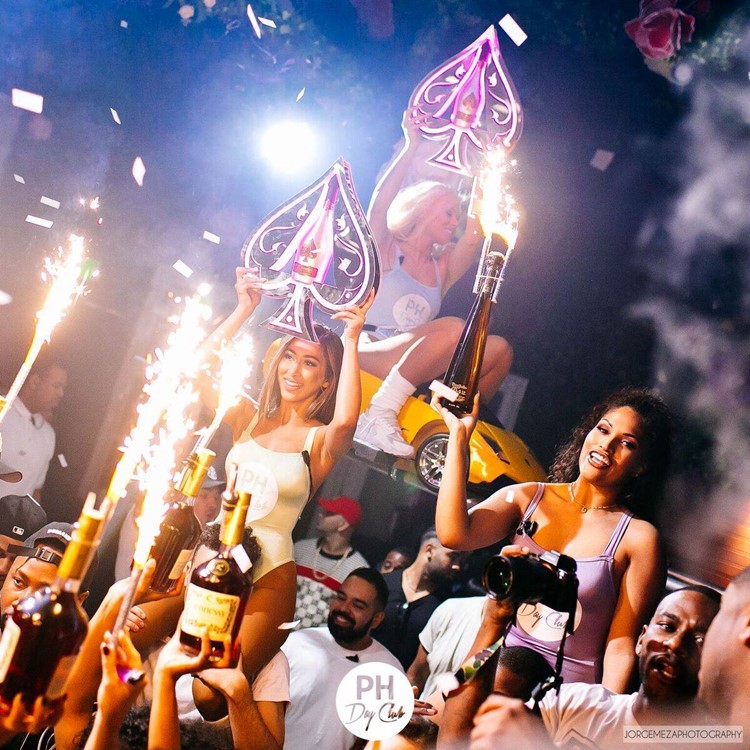 Penthouse club in Los Angeles fun party event nightout partying clubbing celebration